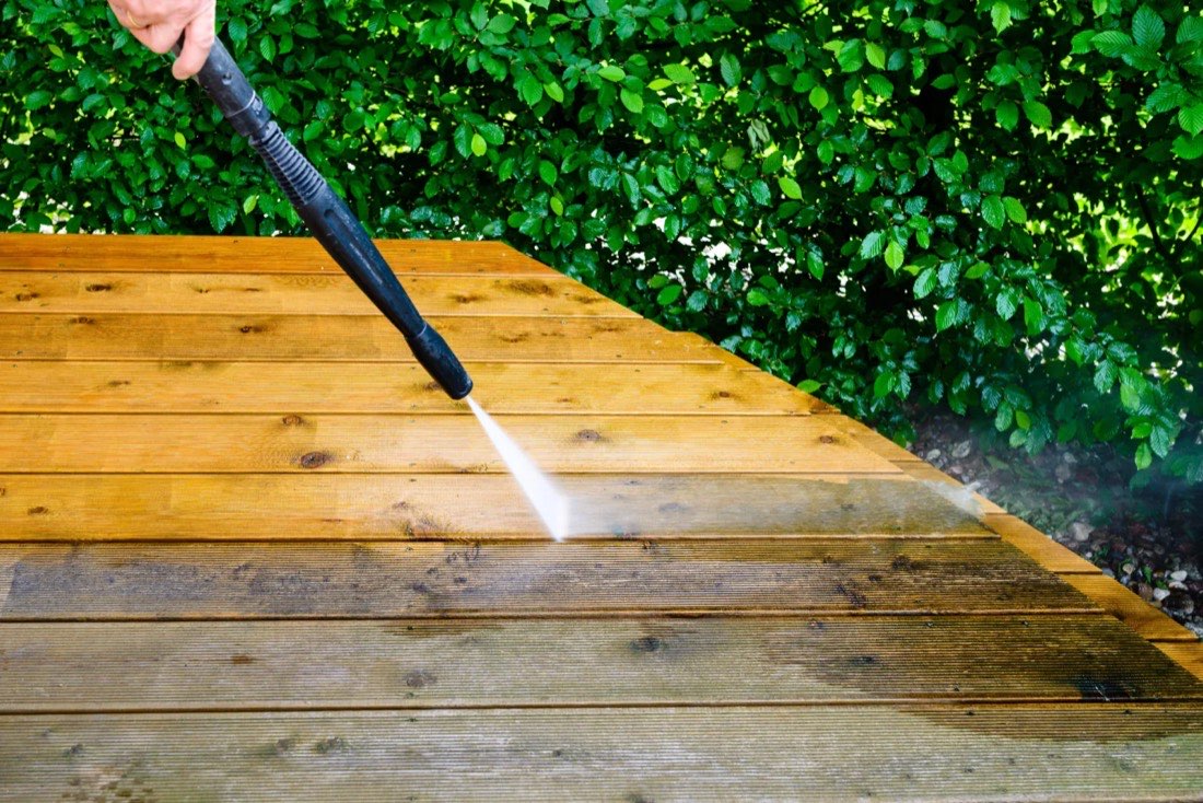 Power washing driveway and deck in Elizabeth Colorado